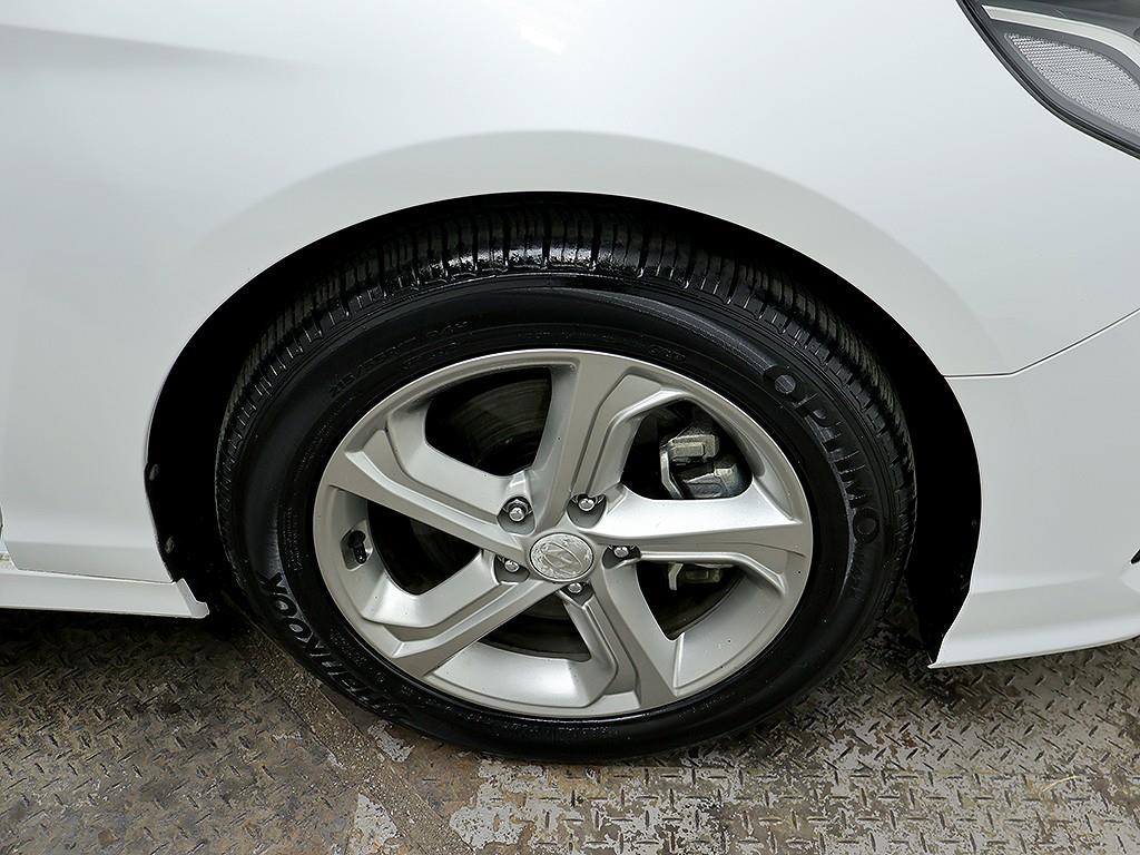 HYUNDAI Sonata 2018 Blanco - Importación desde Corea - HF Imports Iquique - Foto 7