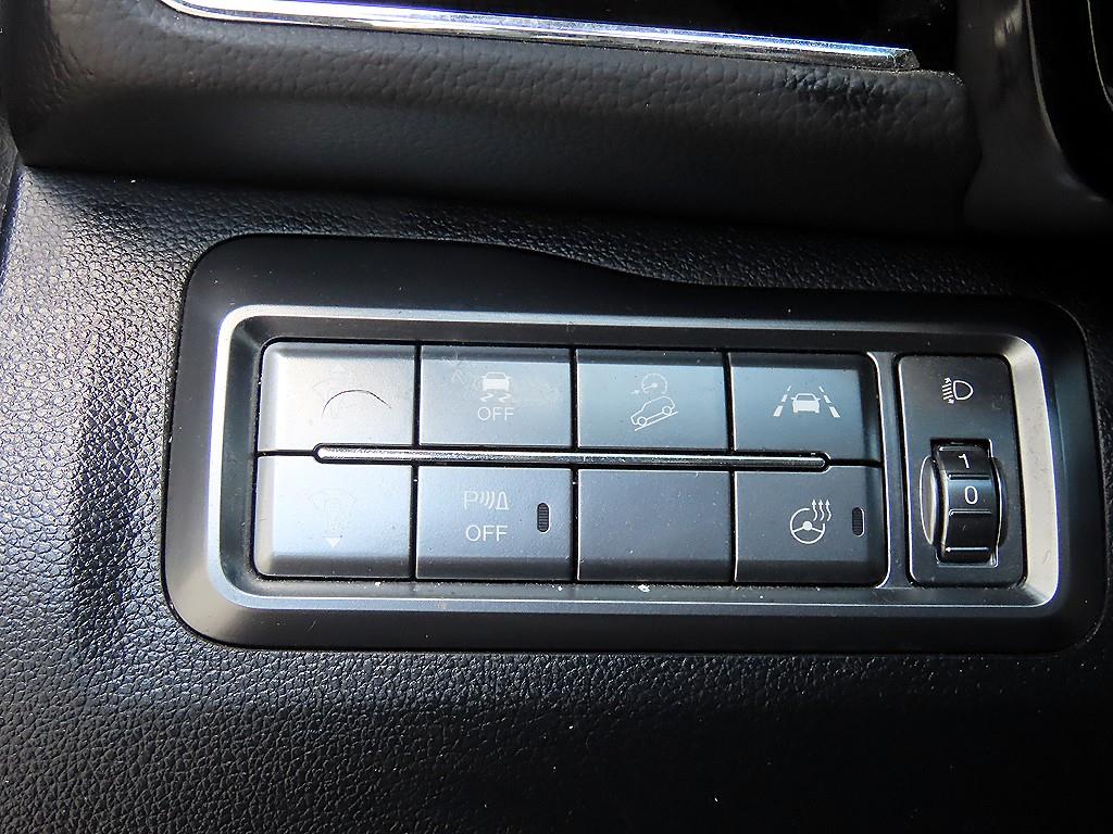Ssangyong Tivoli - Vista 12