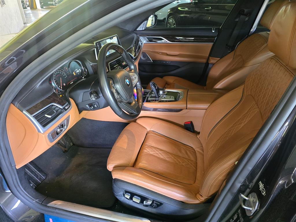 BMW 7 Series - Vista 7