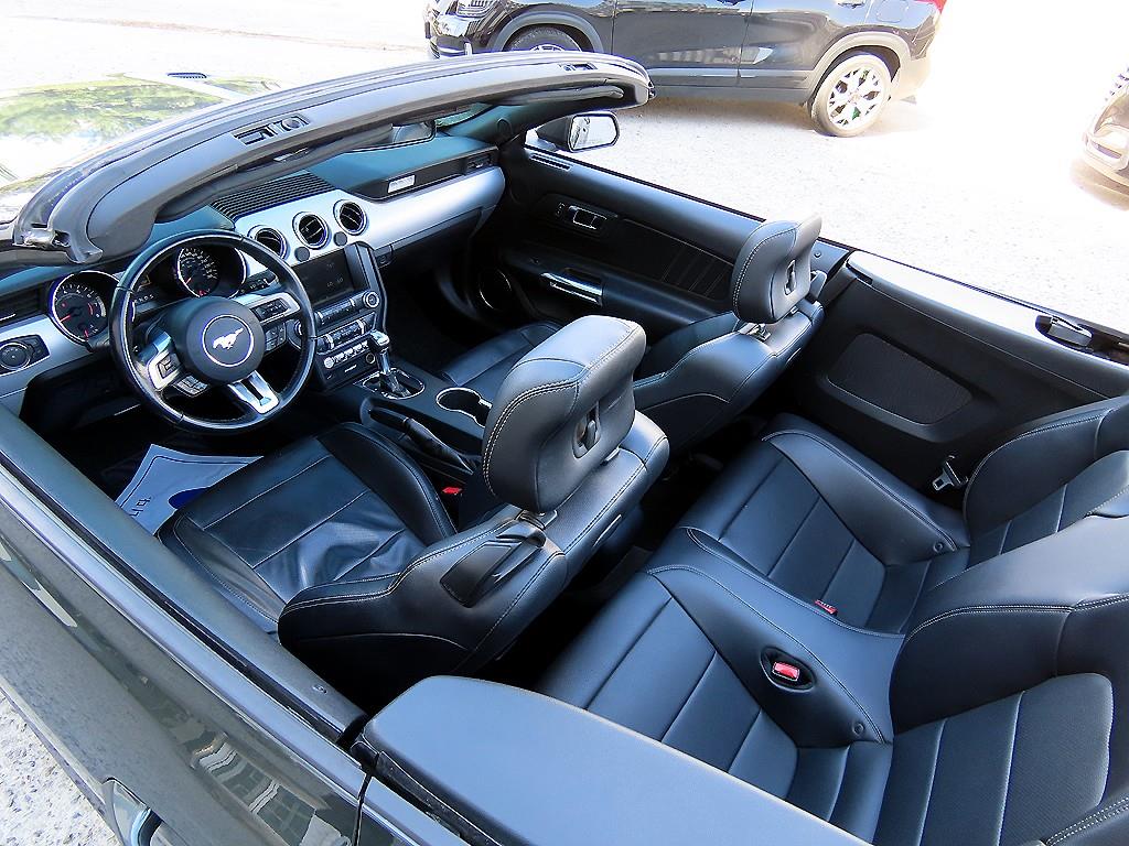 Ford Mustang - Vista 10