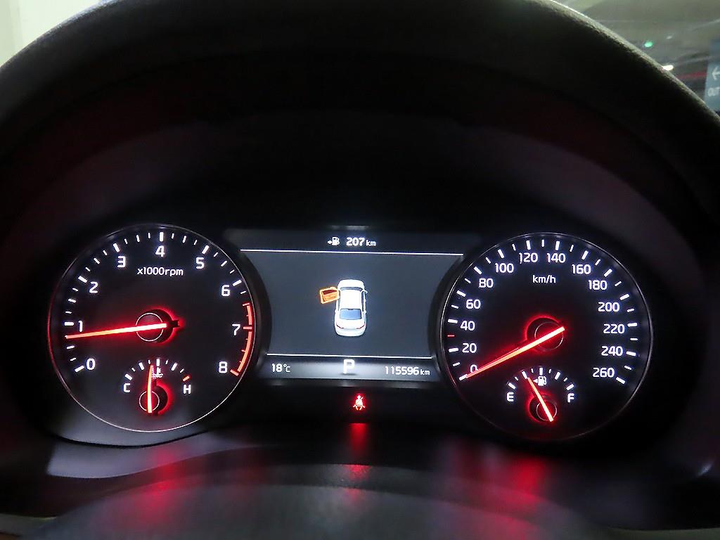 KIA K7 - Vista 9