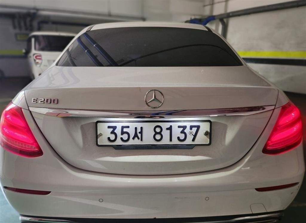 Mercedes Benz E class - Vista 2