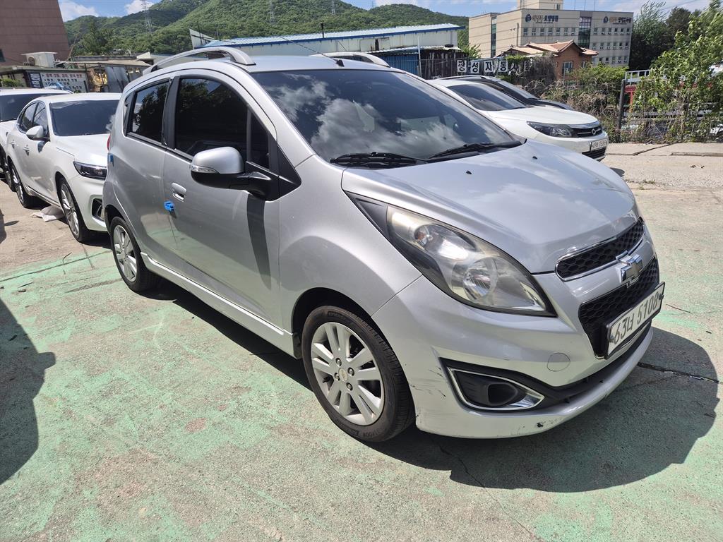 Chevrolet Spark - Vista 3