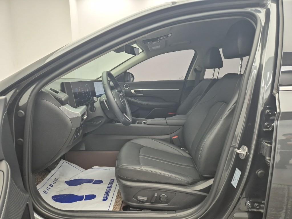 HYUNDAI Sonata - Vista 11