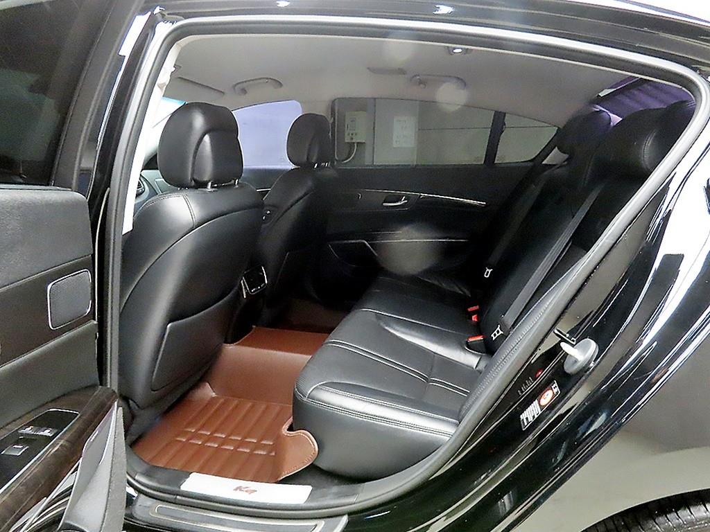 KIA K9 - Vista 6
