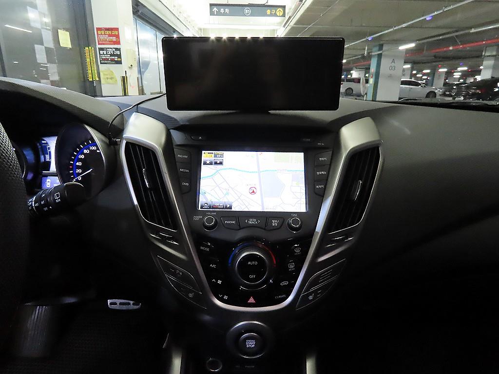 HYUNDAI Veloster - Vista 11