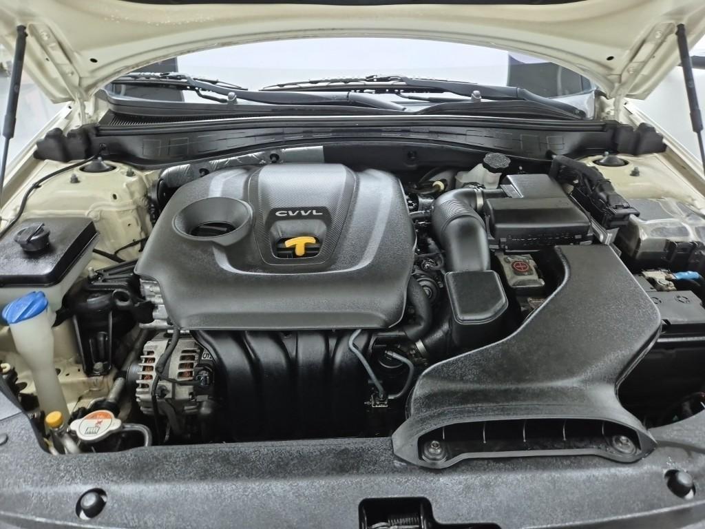 KIA K5 - Vista 5