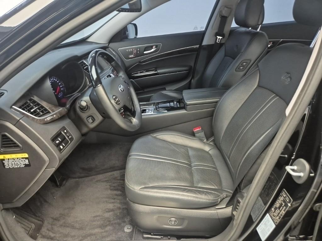 KIA K9 - Vista 11