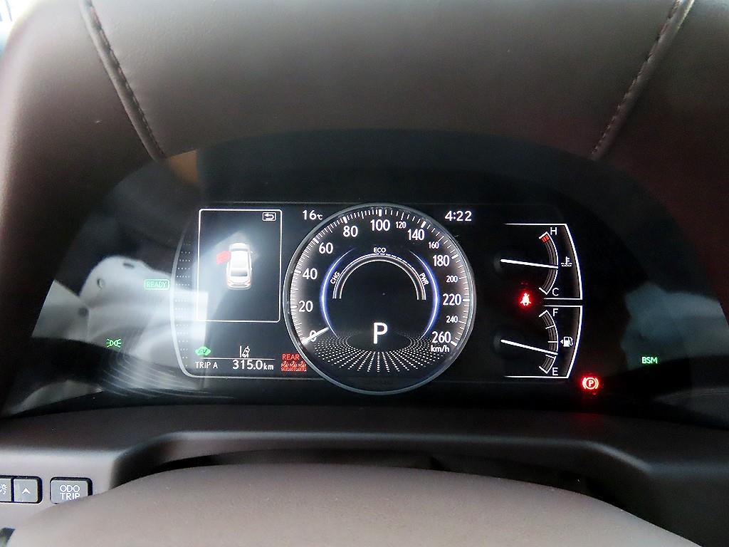 Lexus ES - Vista 9