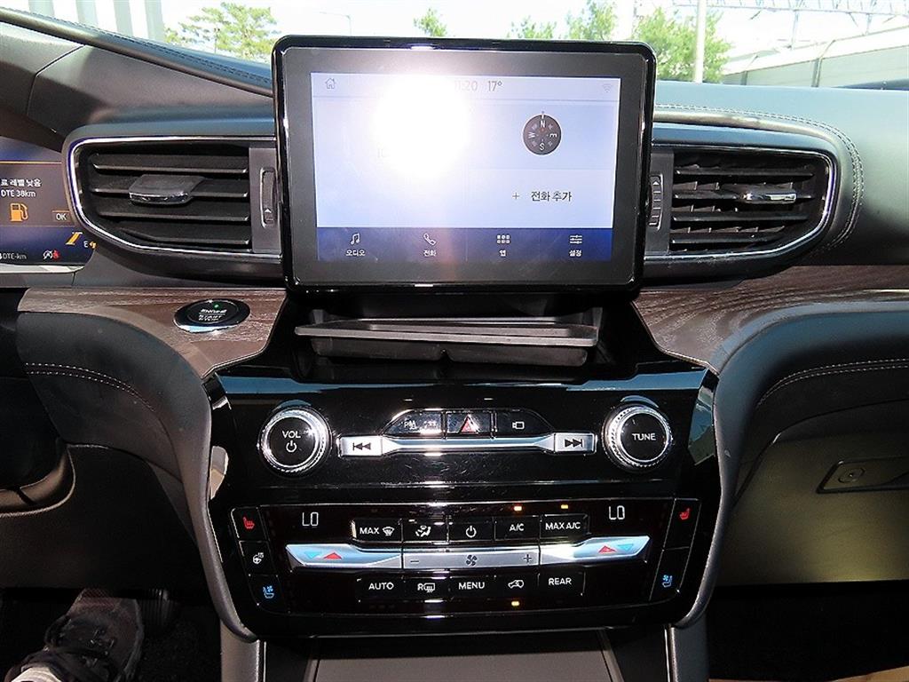 Ford Explorer - Vista 12