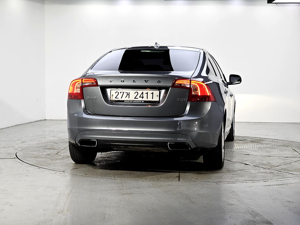 Volvo S60 - Vista 3