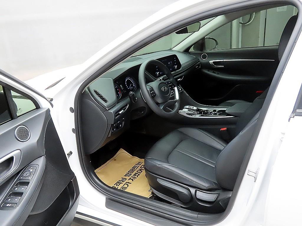HYUNDAI Sonata - Vista 5