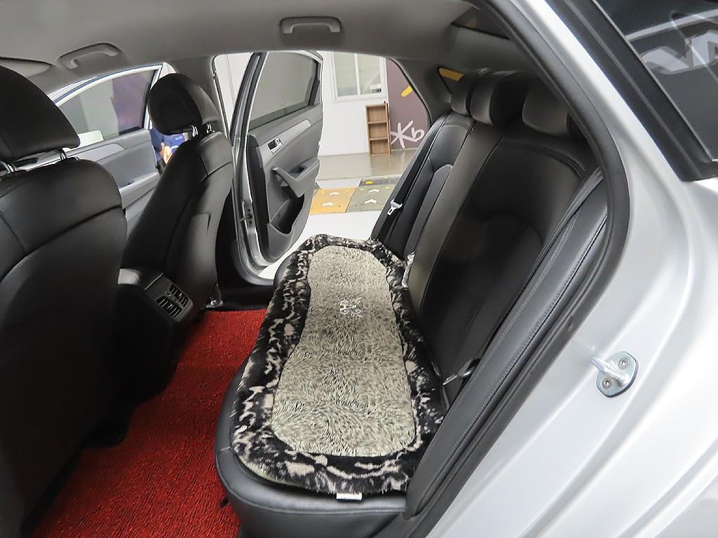 HYUNDAI Sonata 2016 Gris - Importación desde Corea - HF Imports Iquique - Foto 9