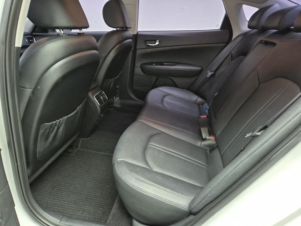KIA K5 - Vista 12