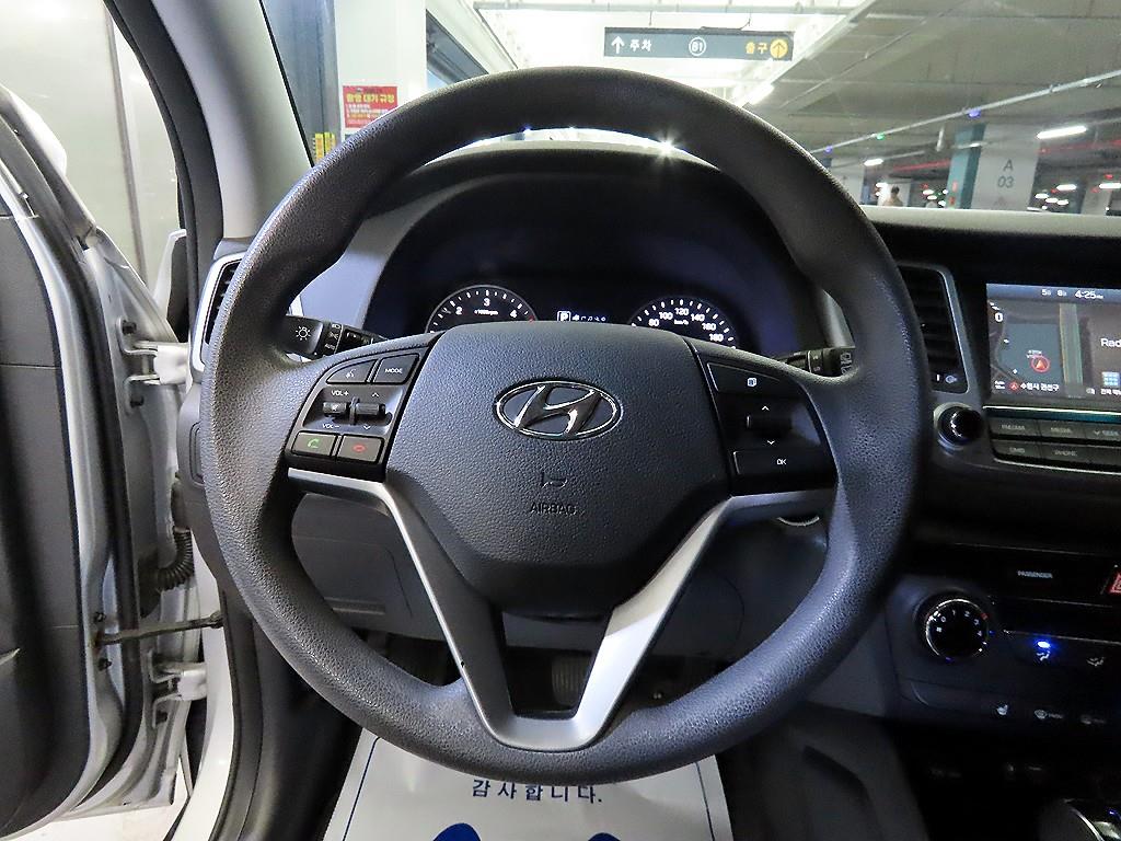 HYUNDAI Tucson - Vista 8