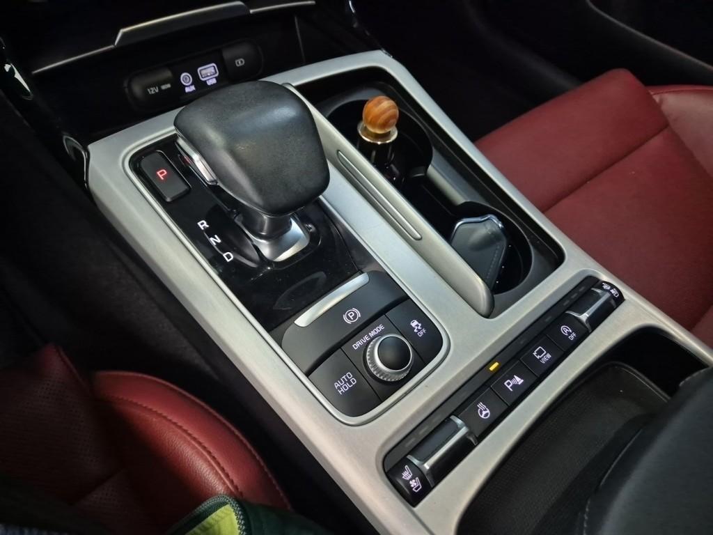 KIA Stinger - Vista 8