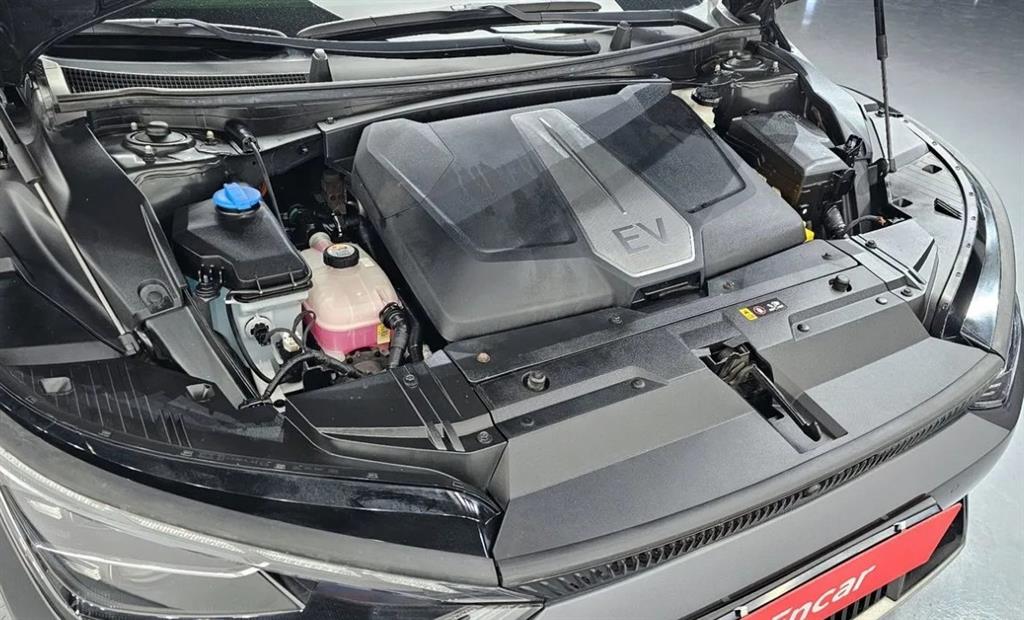 KIA EV6 - Vista 6