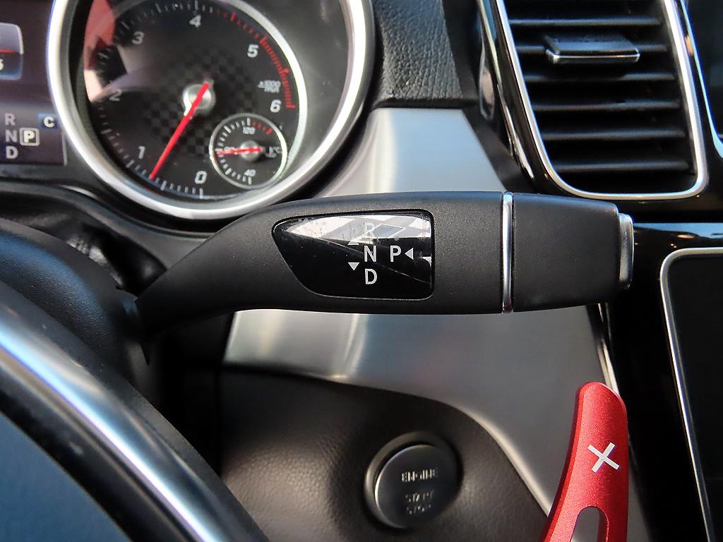 Mercedes Benz GLE Class - Vista 10