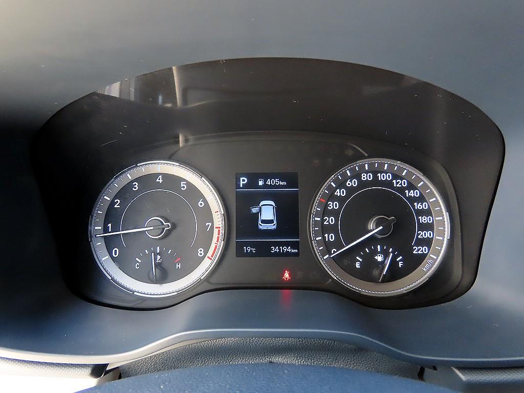 HYUNDAI Venue - Vista 9