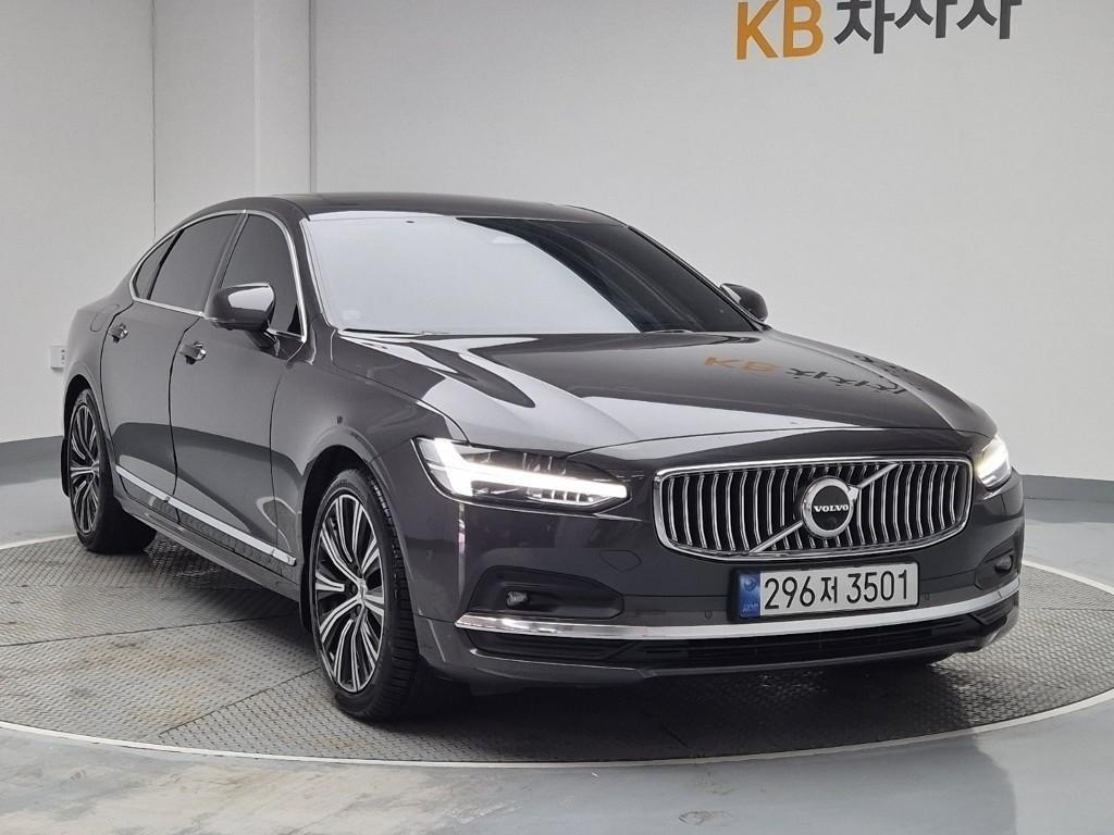 Volvo S90 - Vista 4