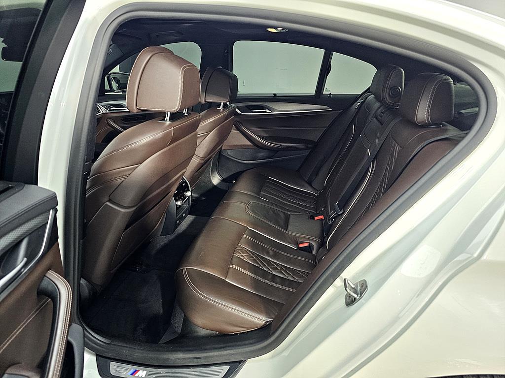 BMW 5 Series - Vista 9
