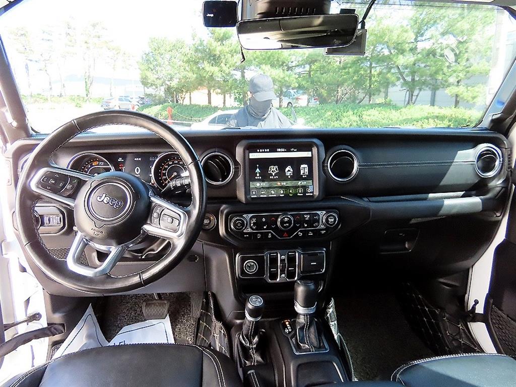 Jeep Wrangler - Vista 7