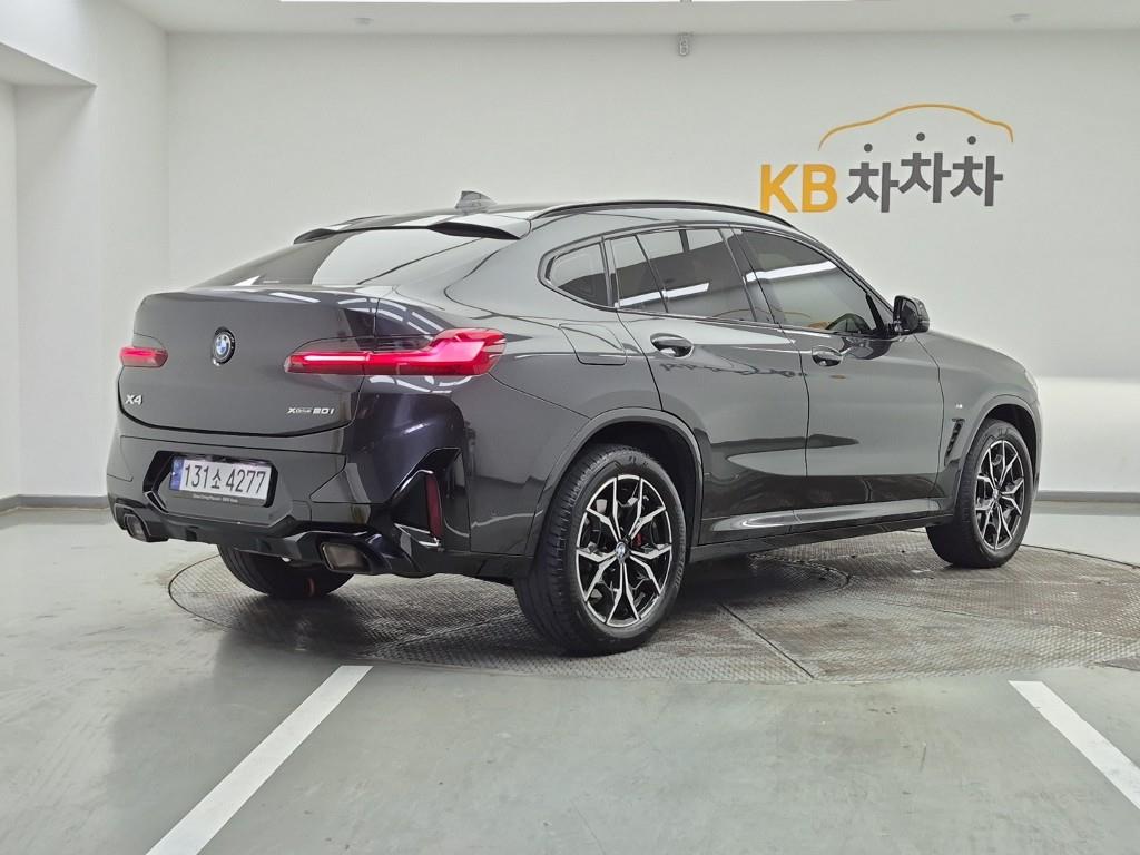 BMW X4 - Vista 4