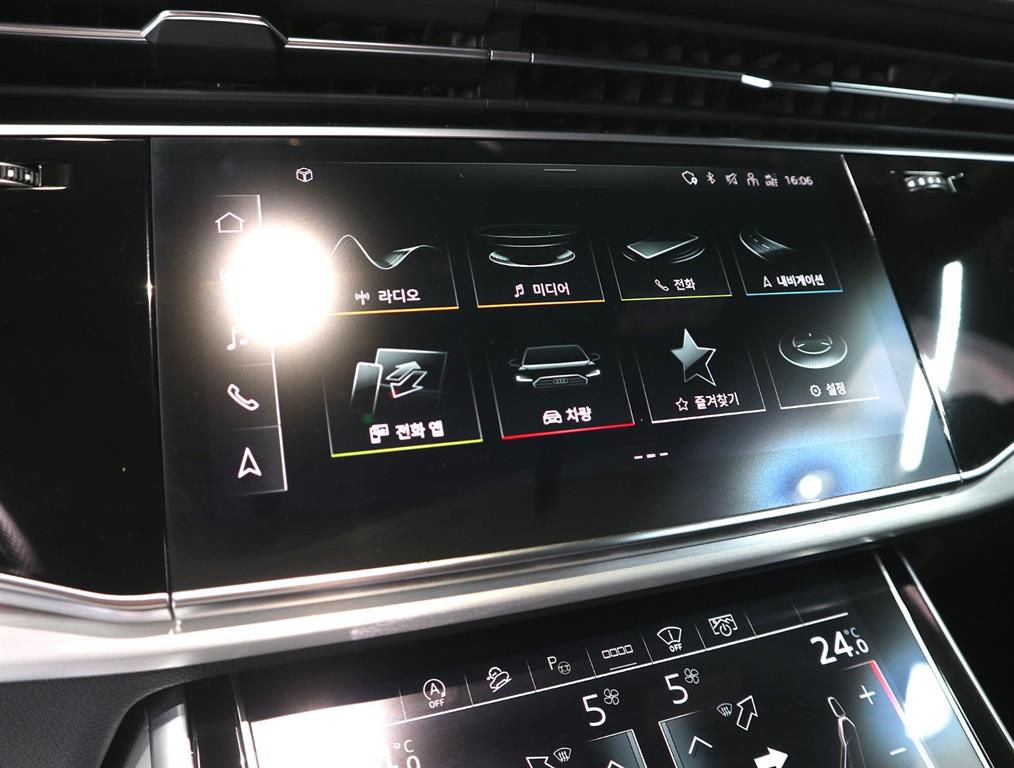 Audi Q8 - Vista 11