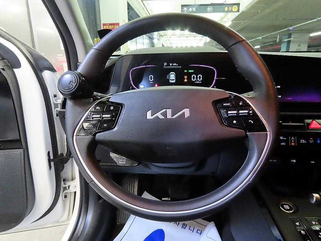 KIA Niro - Vista 8