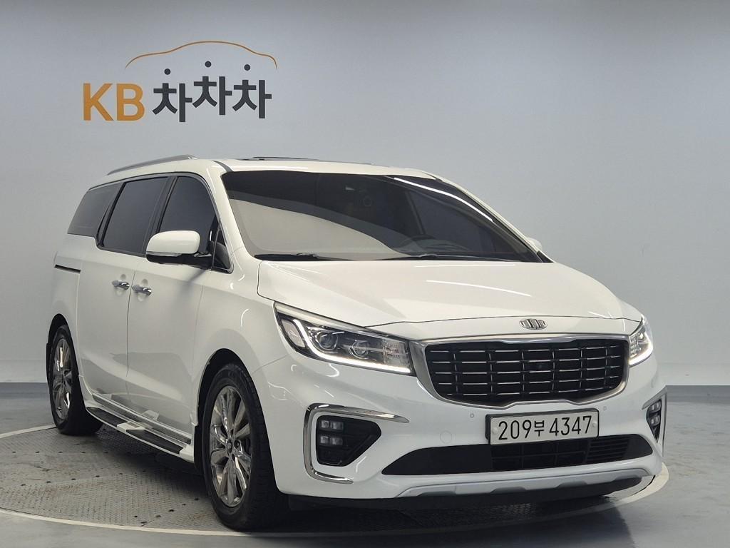 KIA Carnival - Vista 4