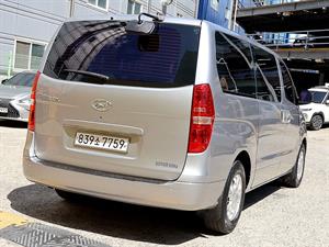 HYUNDAI Starex - Vista 8