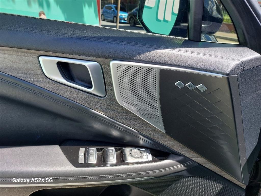 KIA K8 - Vista 8
