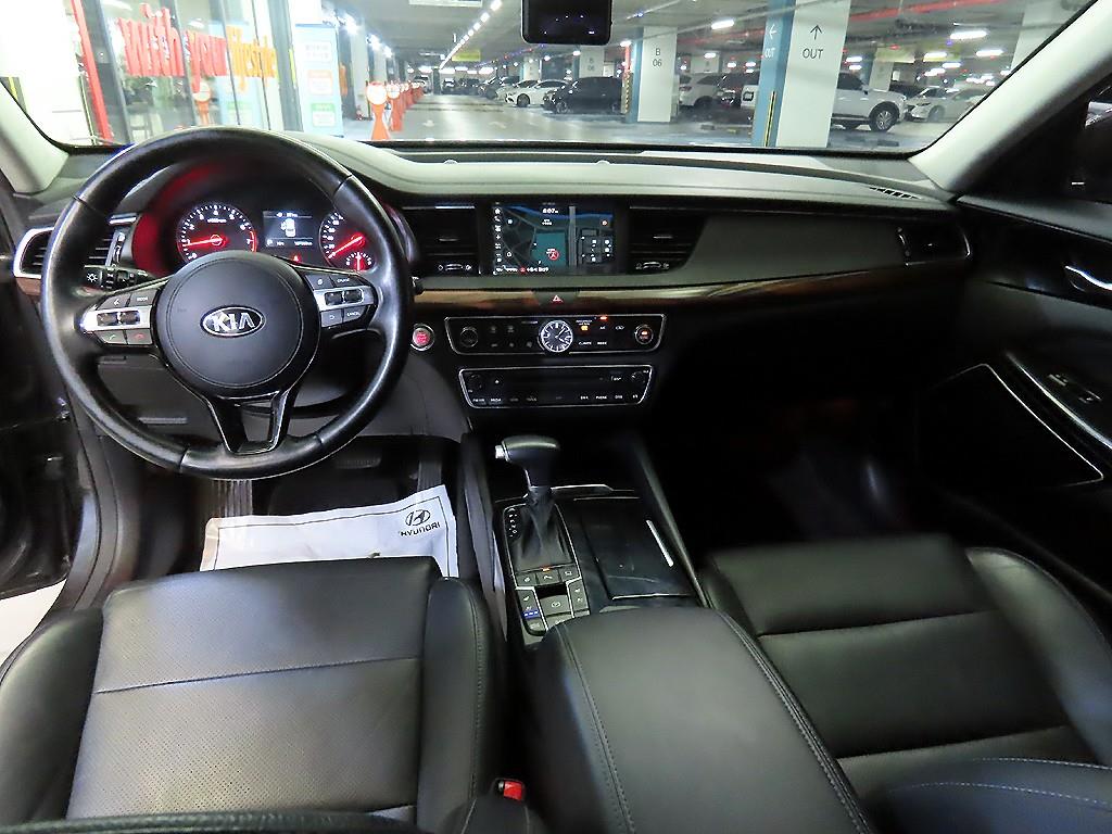 KIA K7 - Vista 10