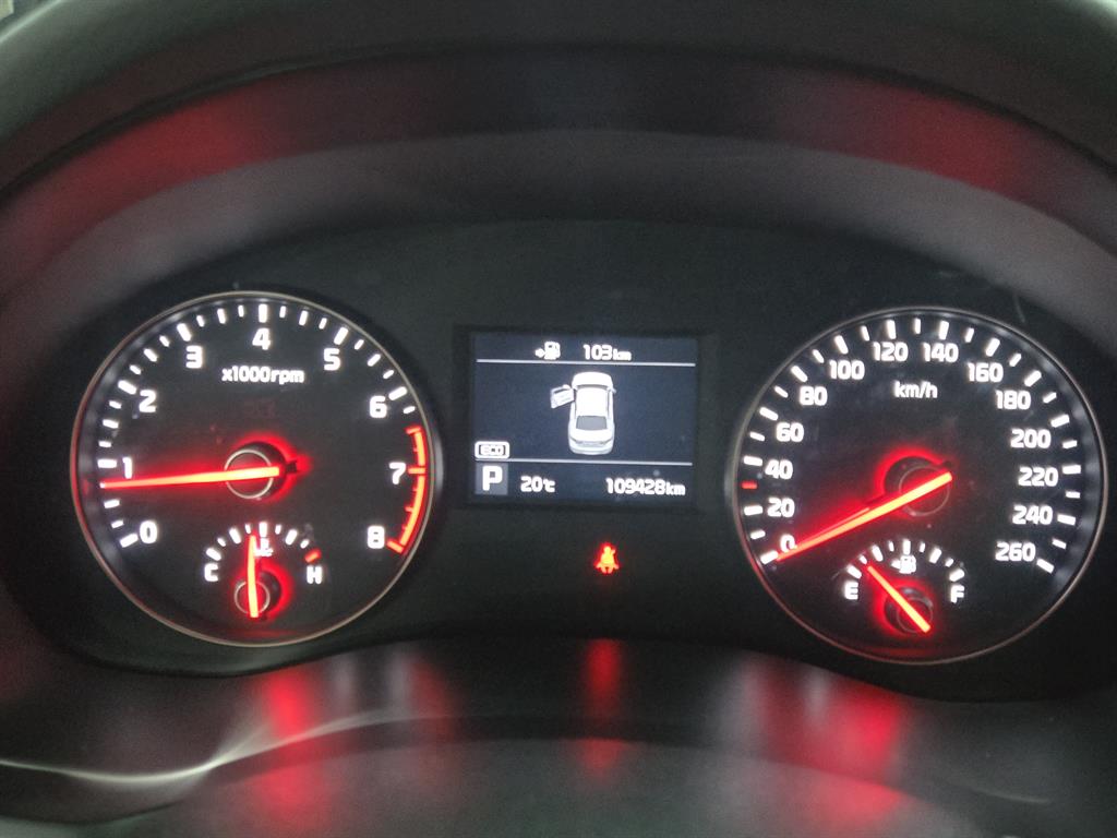 KIA K7 - Vista 12