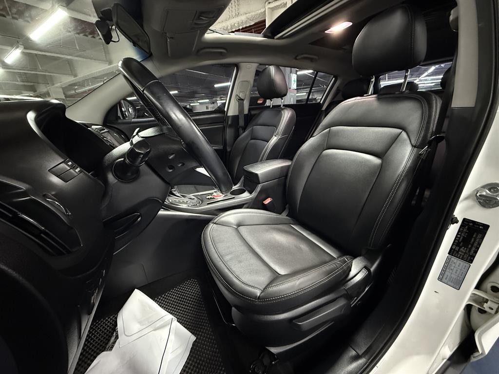 KIA Sportage - Vista 6
