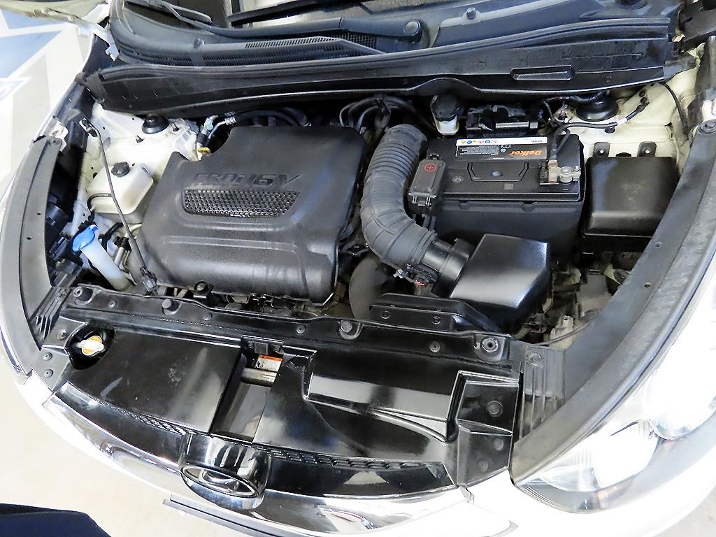 HYUNDAI Tucson 2013 Blanco - Importación desde Corea - HF Imports Iquique - Foto 18