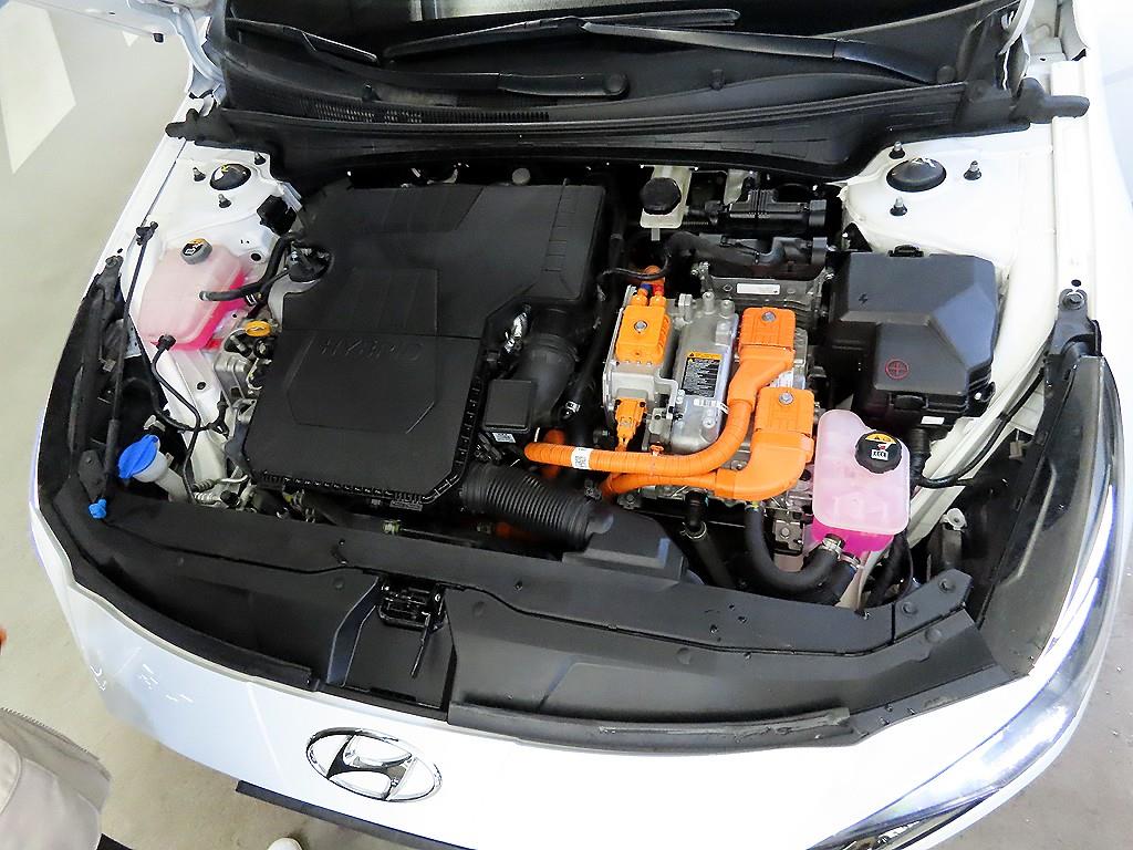 HYUNDAI Avante 2023 Blanco - Importación desde Corea - HF Imports Iquique - Foto 19