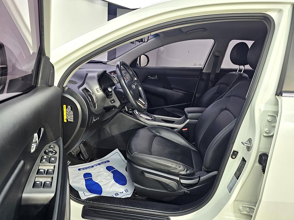 KIA Sportage - Vista 8