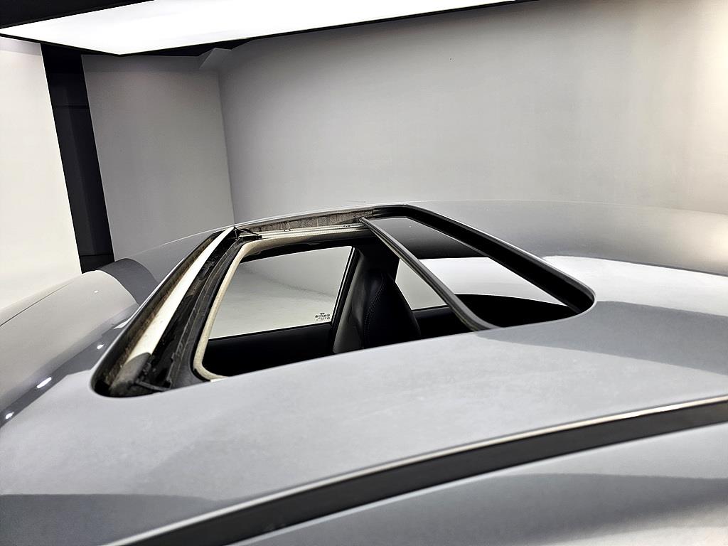 HYUNDAI Avante - Vista 12