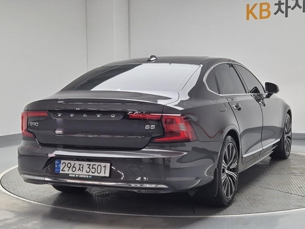 Volvo S90 - Vista 3