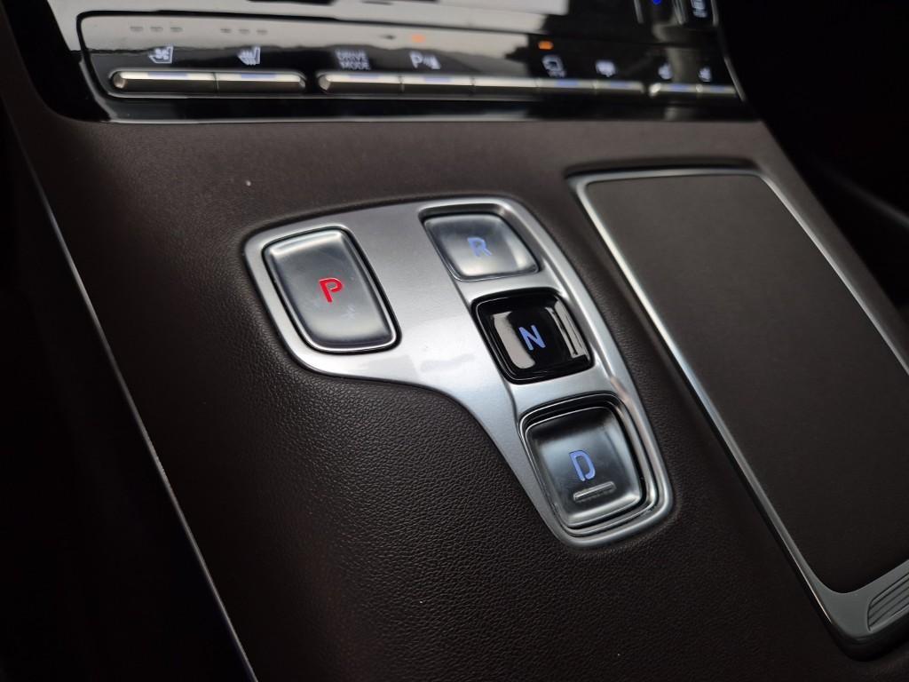 HYUNDAI Grandeur - Vista 8