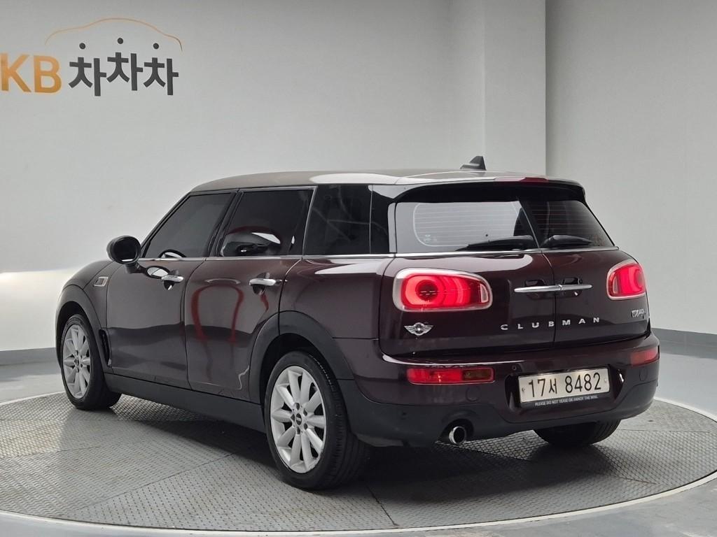 Mini Clubman - Vista 4