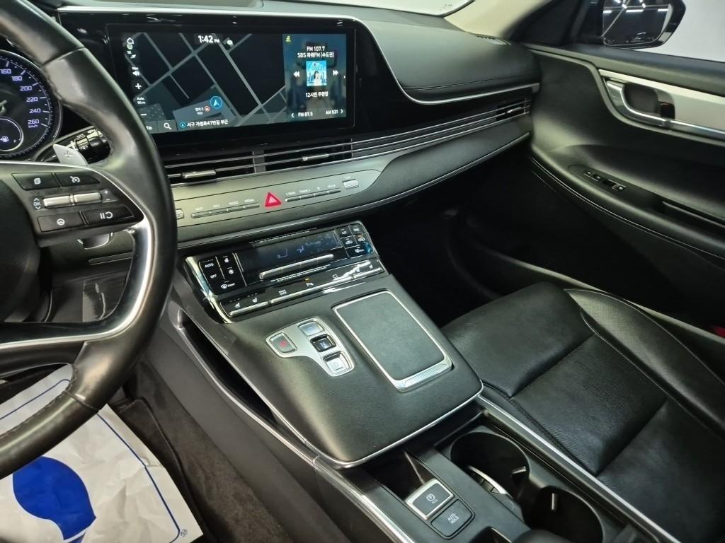 HYUNDAI Grandeur - Vista 10