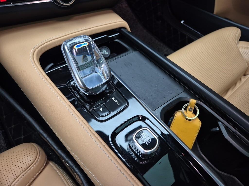 Volvo S90 - Vista 8