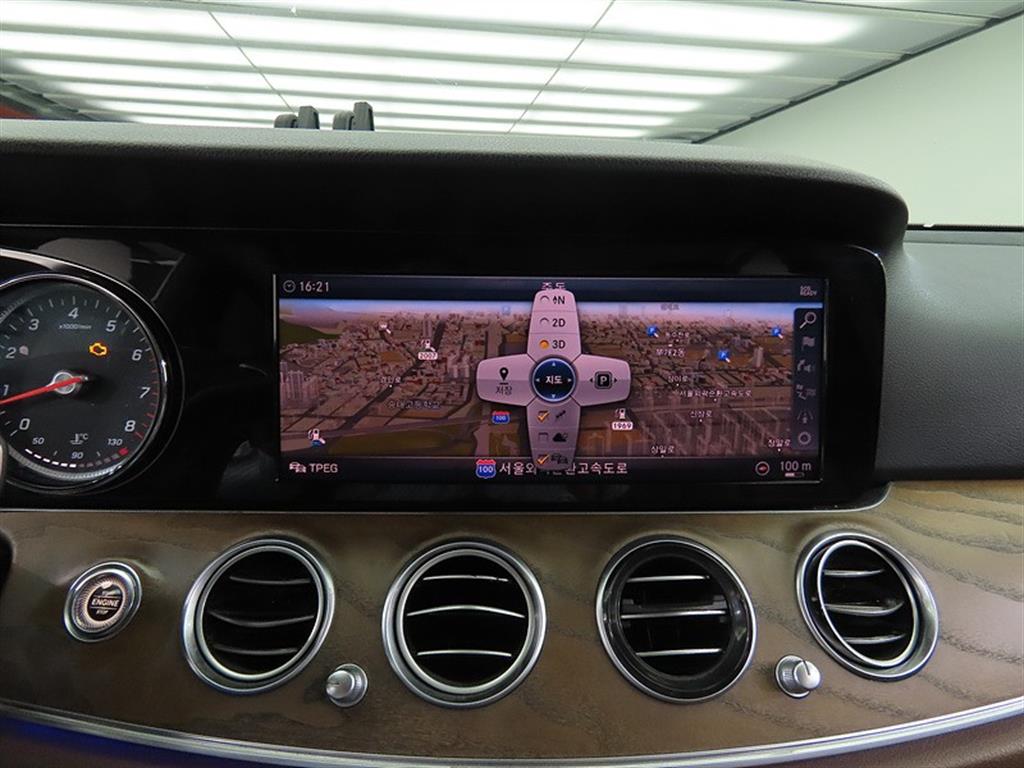 Mercedes Benz E class 2018 Gris - Importación desde Corea - HF Imports Iquique - Foto 15