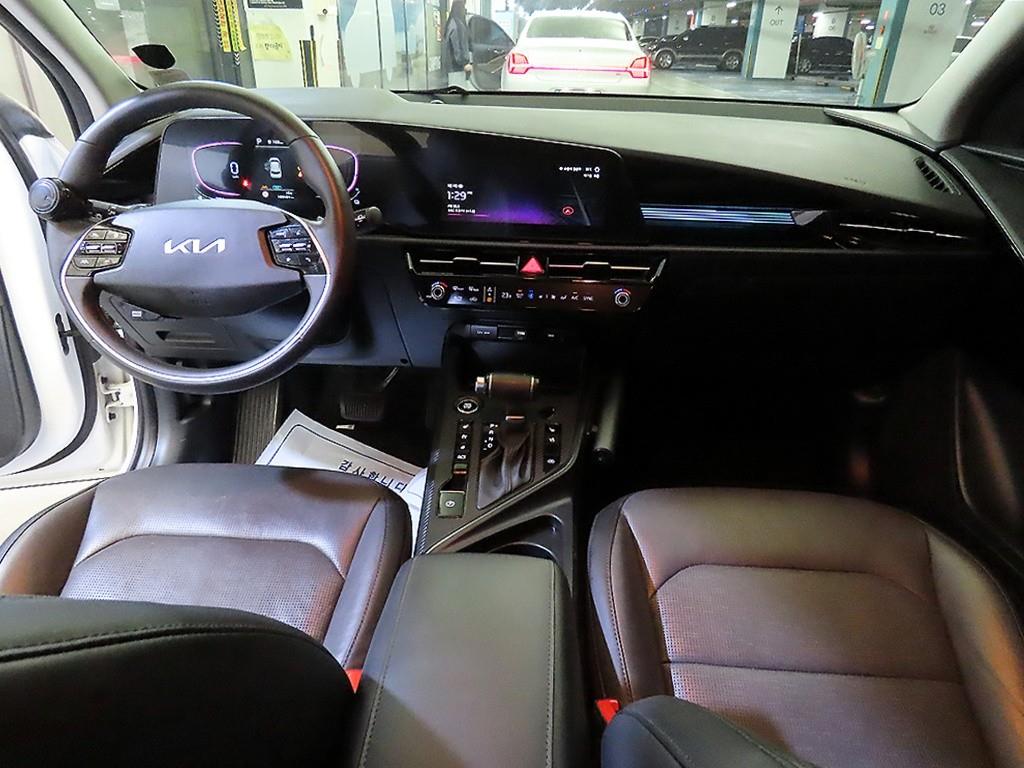 KIA Niro - Vista 10