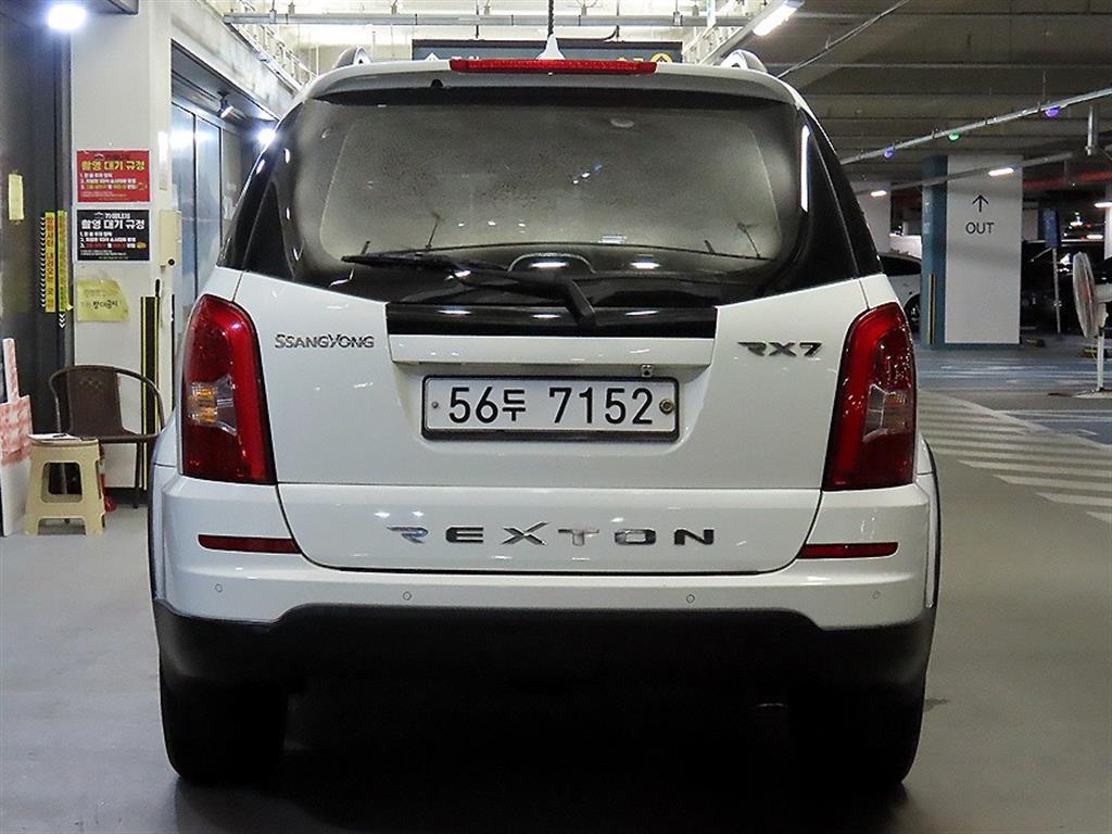 Ssangyong Rexton - Vista 5