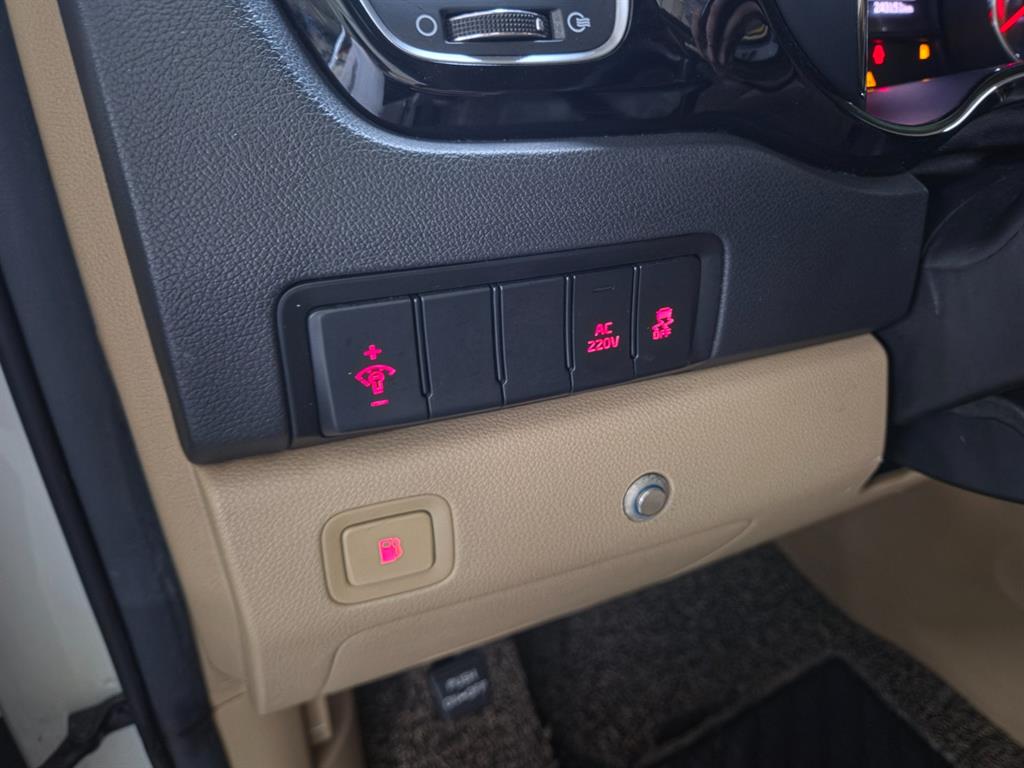 KIA Carnival 2016 Blanco - Importación desde Corea - HF Imports Iquique - Foto 15