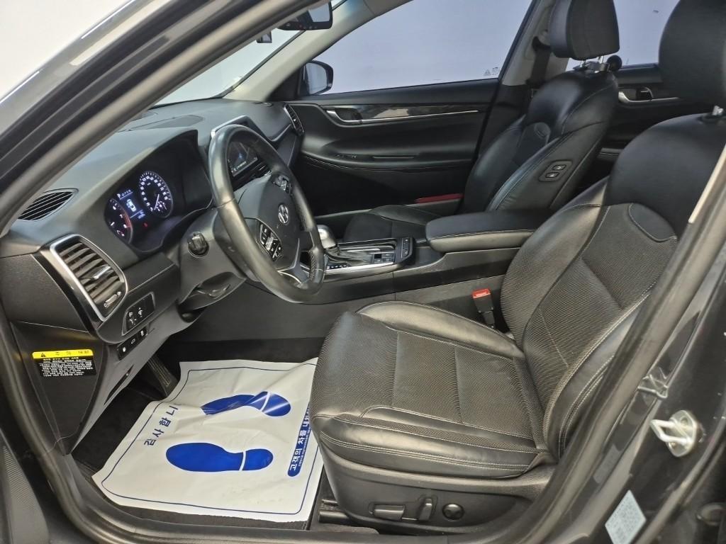 HYUNDAI Grandeur - Vista 11
