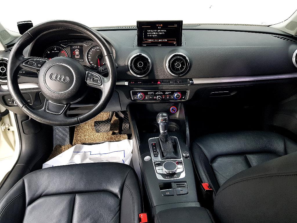 Audi A3 - Vista 5
